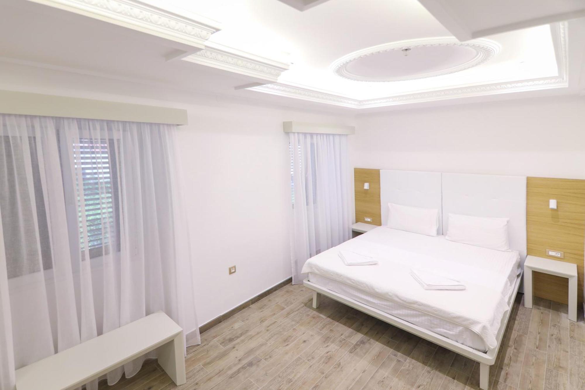 Hotel Rr Herceg Novi Exterior foto